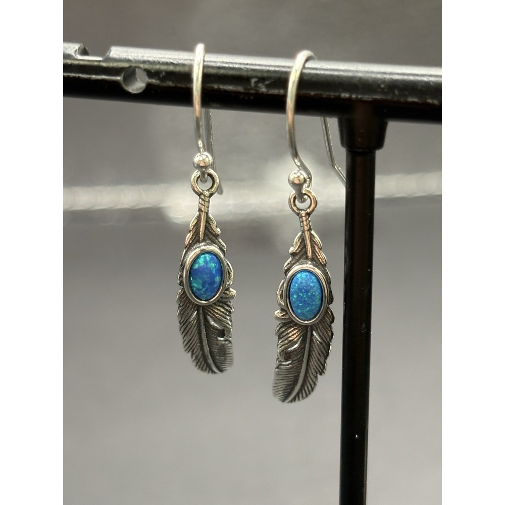 New Condition Sterling Silver Lab Opal Feather Earrings 925 G31